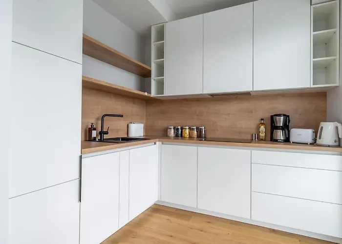 Apartment Family With Air-conditioning, Balcony, Free Parking! Parnu